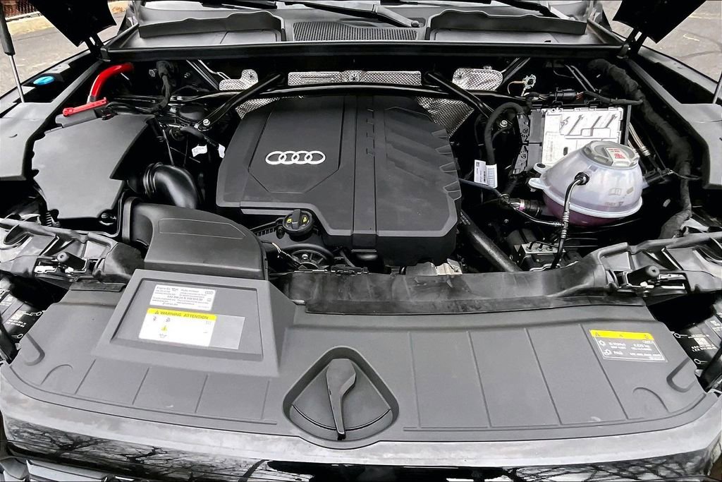 Used 2025 Audi Q5 2.0T Premium w/ Convenience Plus Package image 30