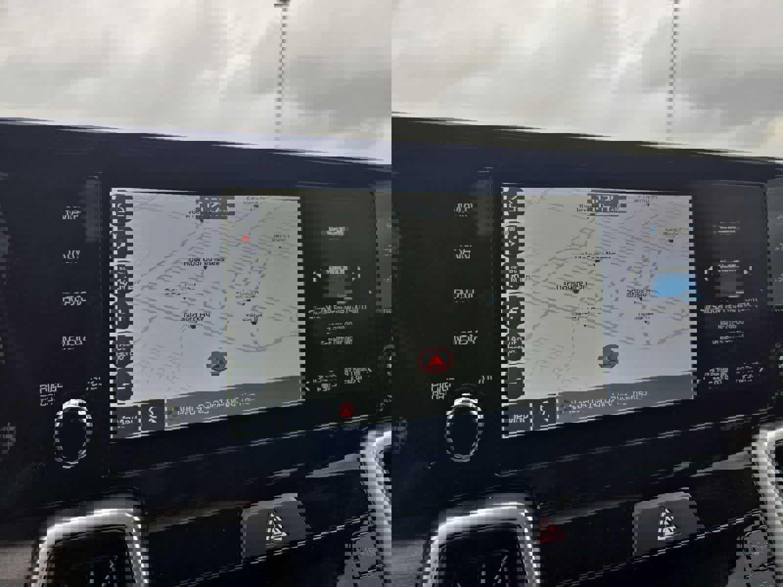 Certified 2023 Kia Sorento EX w/ Panoramic Sunroof Package image 28