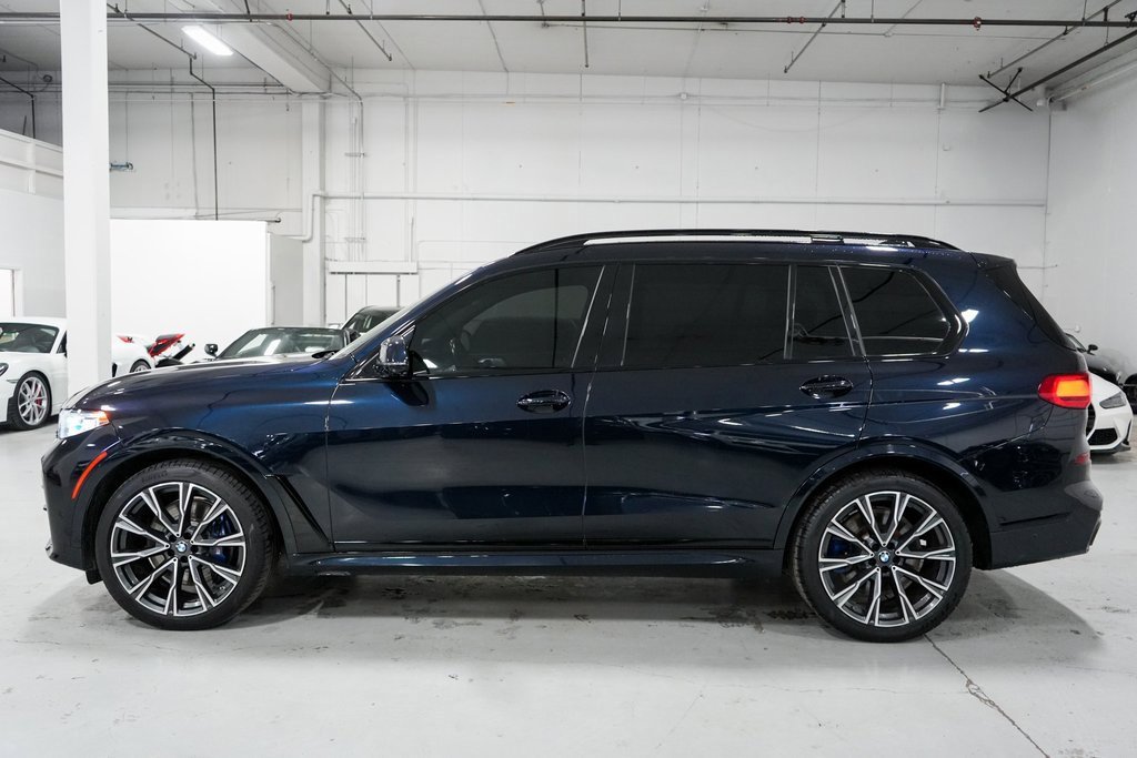 Used 2022 BMW X7 M50i w/ Dynamic Handling Package image 2
