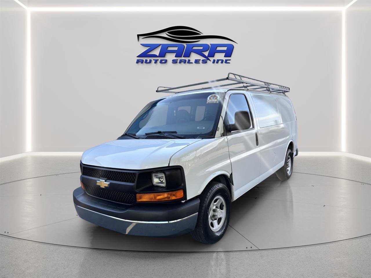 Used 2005 Chevrolet Express 1500 RWD image 5