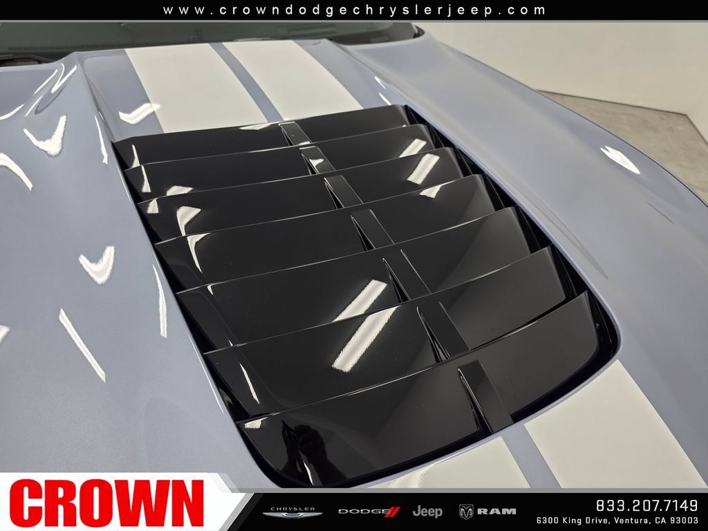 Used 2022 Ford Mustang Shelby GT500 w/ Technology Package RWD image 18