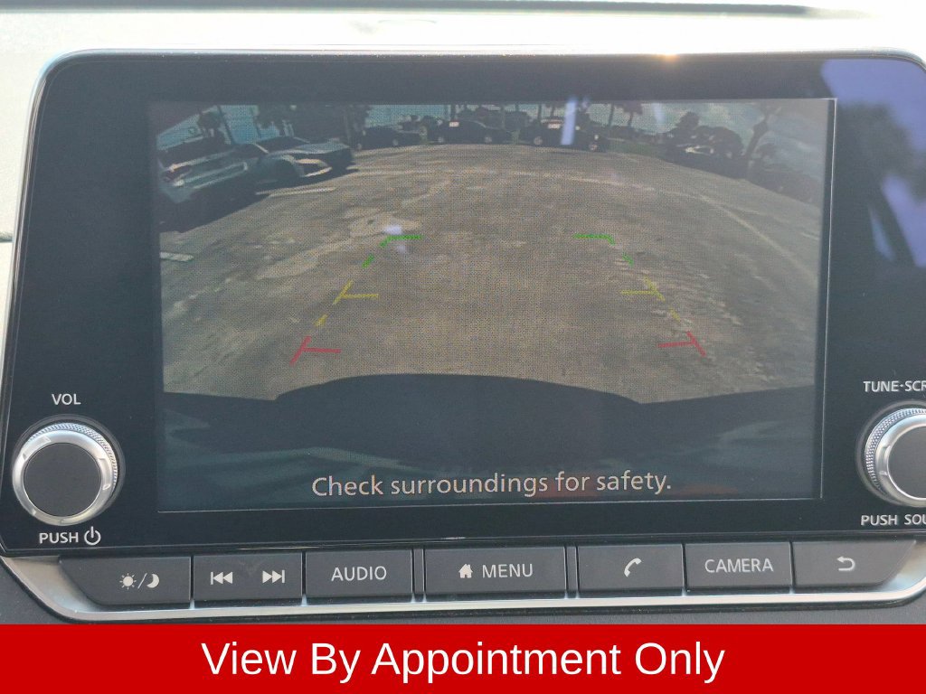 Used 2025 Nissan Altima 2.5 SV FWD image 18