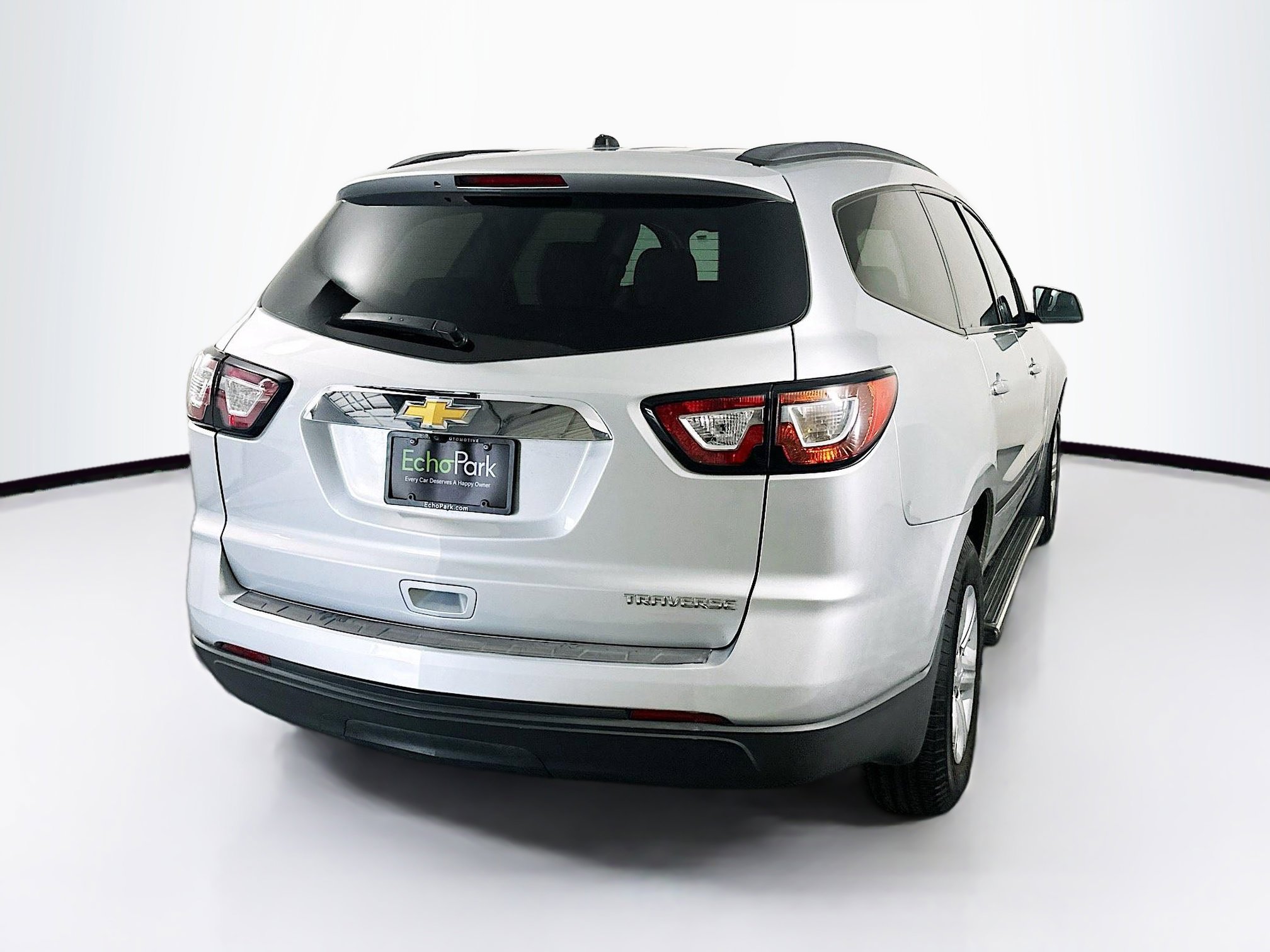 Used 2015 Chevrolet Traverse LS image 9