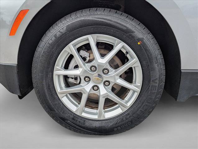 Used 2024 Chevrolet Equinox LT AWD/4WD image 9
