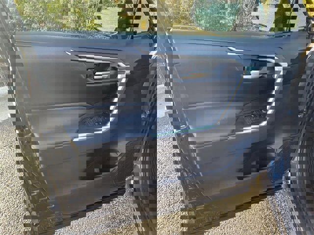 New 2025 Toyota RAV4 XLE image 17