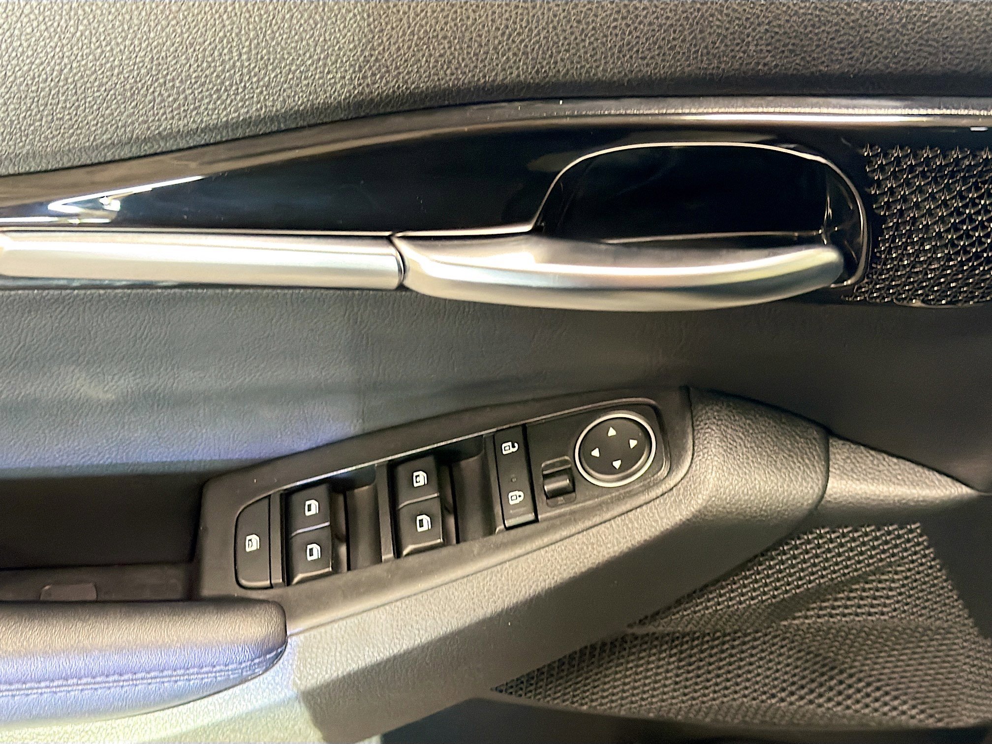 Used 2023 Kia Seltos S w/ Navigation Package AWD/4WD image 15