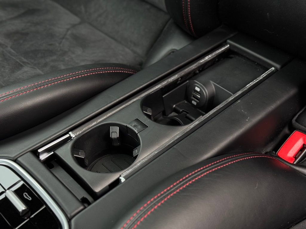 Used 2019 Porsche Panamera GTS image 40