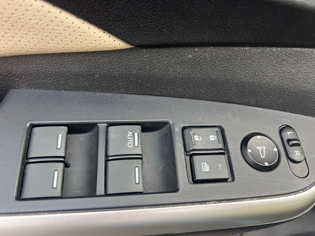 Used 2016 Honda CR-V EX-L image 26