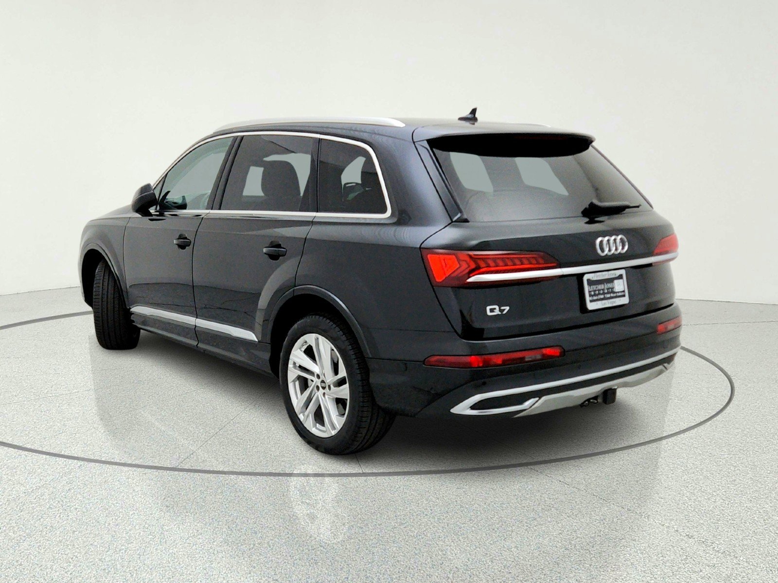 Used 2023 Audi Q7 3.0T Premium Plus w/ Premium Plus Package AWD/4WD image 12
