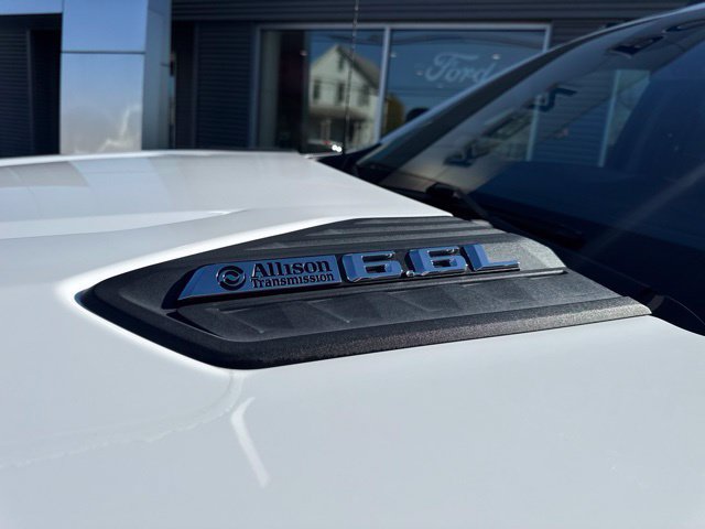 Used 2024 Chevrolet Silverado 2500 Custom w/ Custom Value Package AWD/4WD image 14