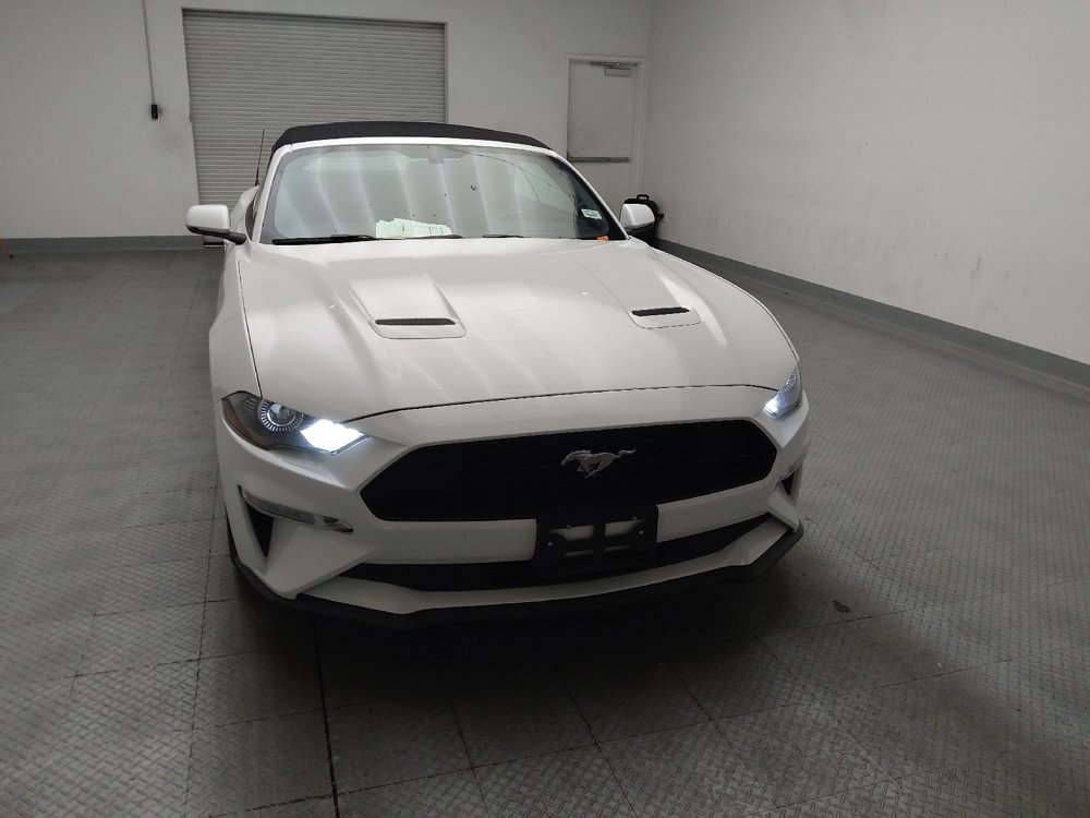 Used 2020 Ford Mustang Premium RWD image 14