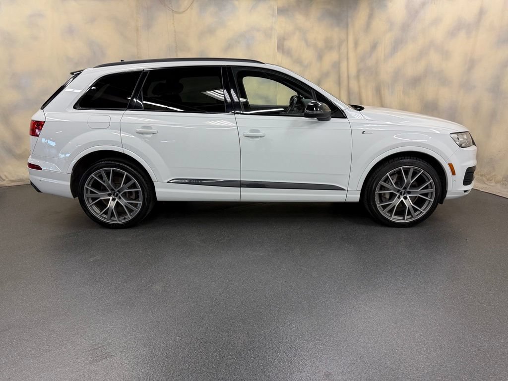 Used 2019 Audi Q7 3.0T Prestige AWD/4WD image 9