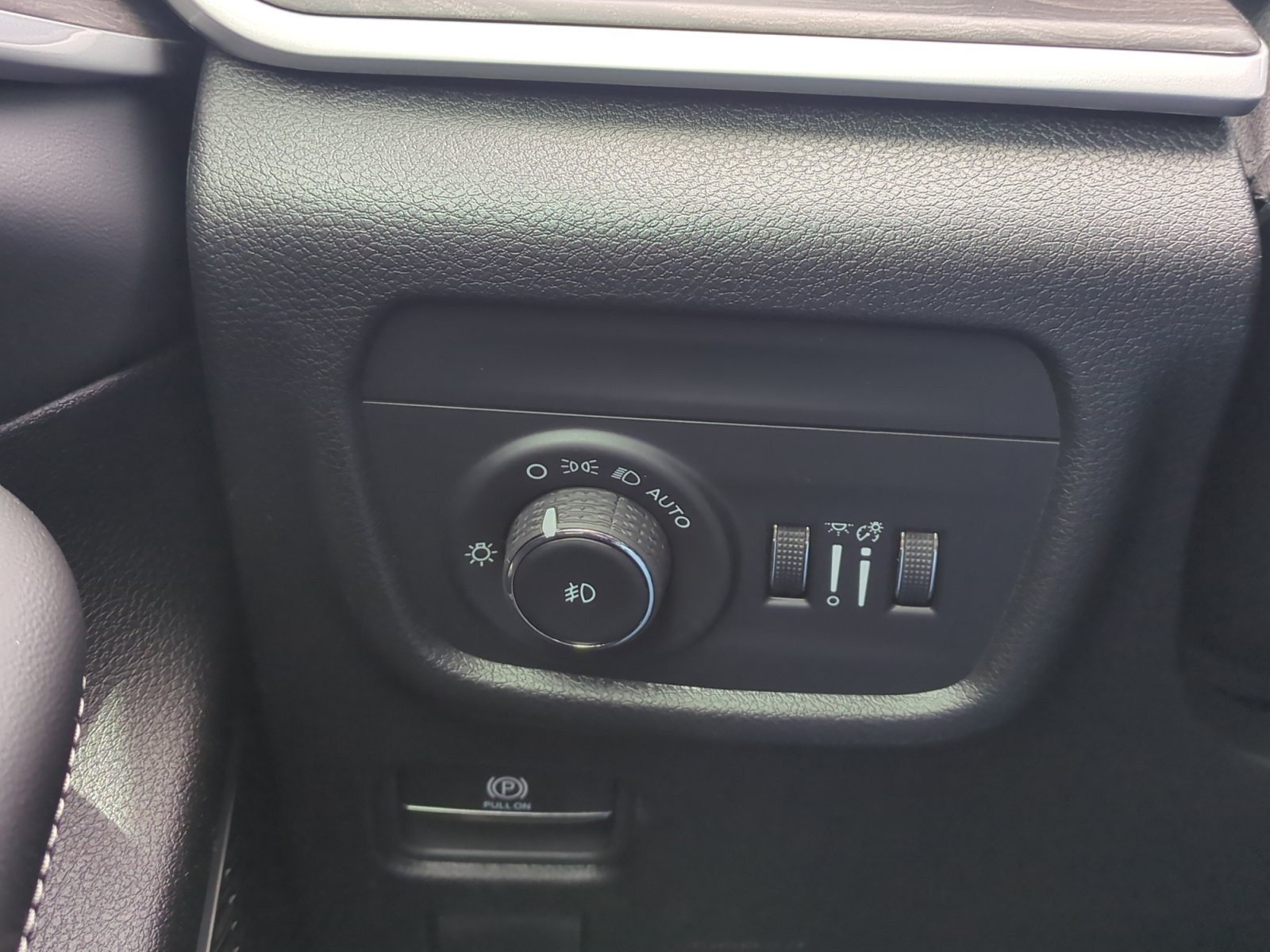 New 2026 Jeep Grand Cherokee L Limited AWD/4WD image 31