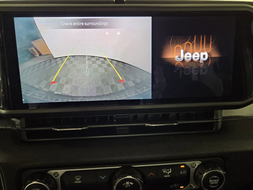 Certified 2025 Jeep Wrangler Willys image 14