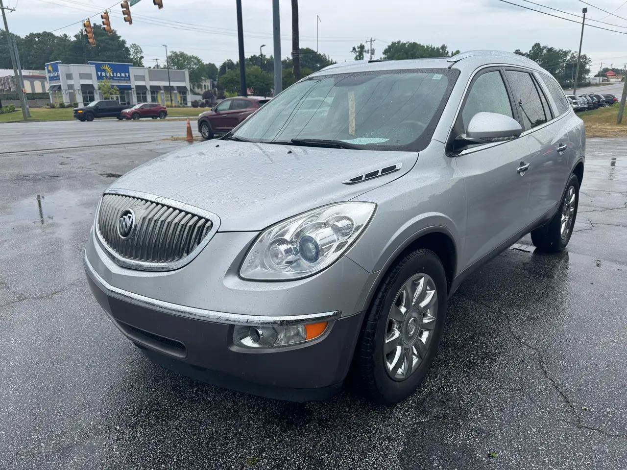 Used 2011 Buick Enclave CXL AWD/4WD image 3