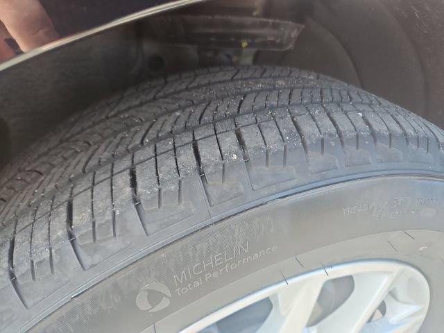 Used 2024 Chevrolet Equinox LS FWD image 27