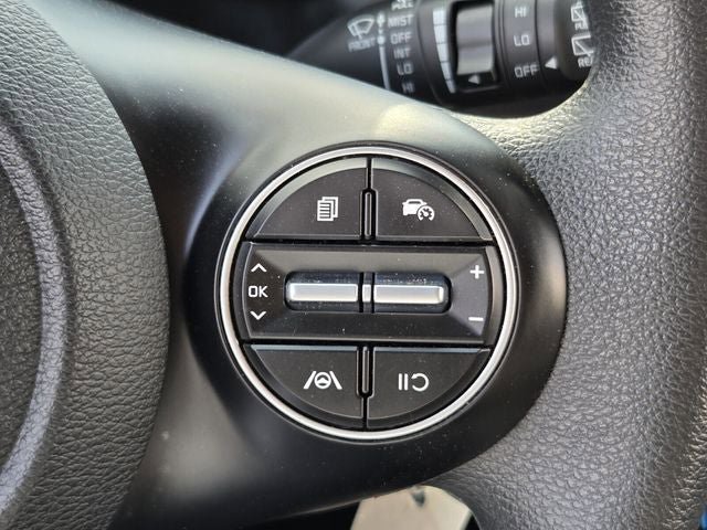 Used 2025 Kia Soul LX image 23
