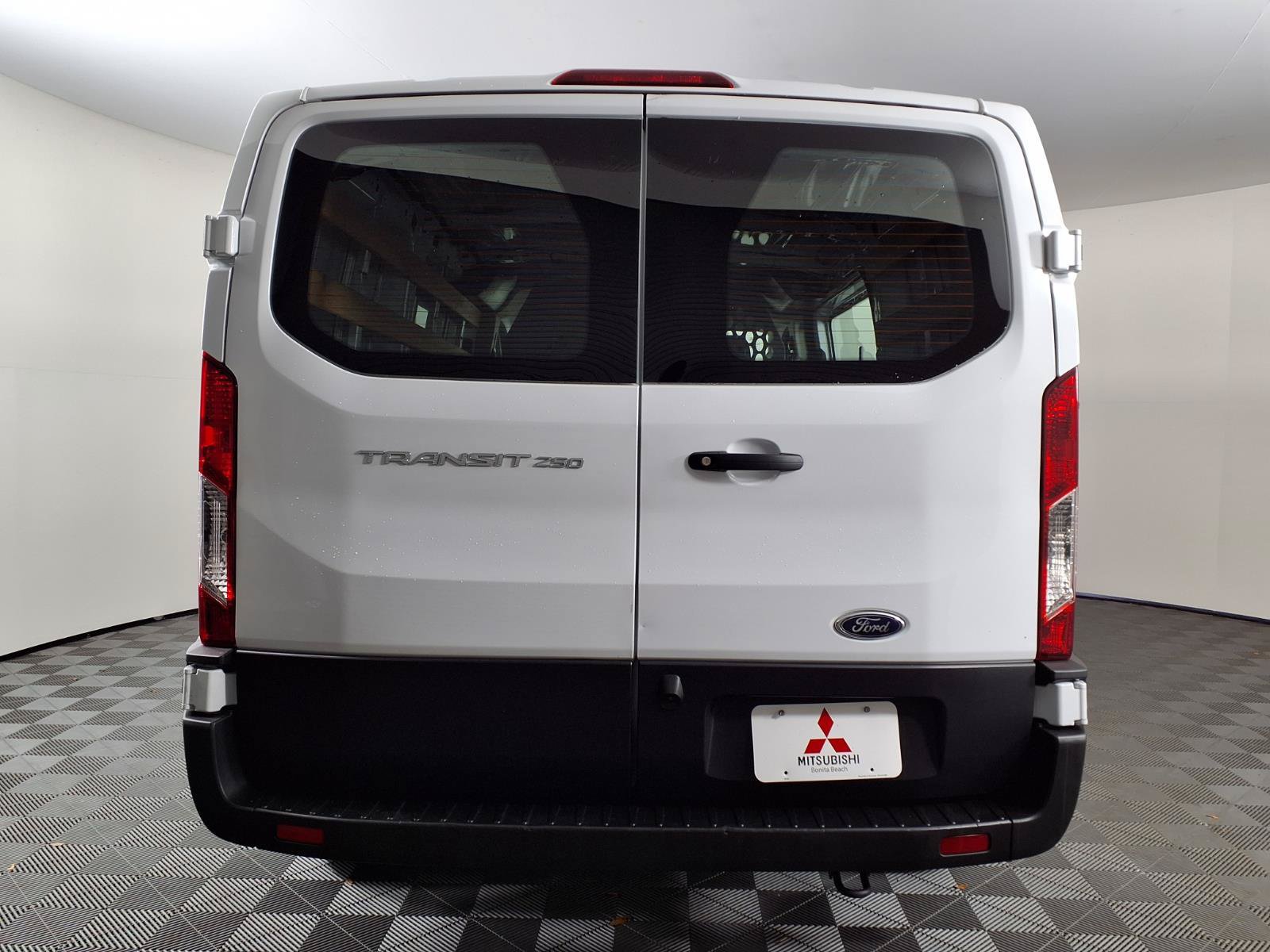 Used 2025 Ford Transit 250 Low Roof w/ Exterior Upgrade Package RWD image 6