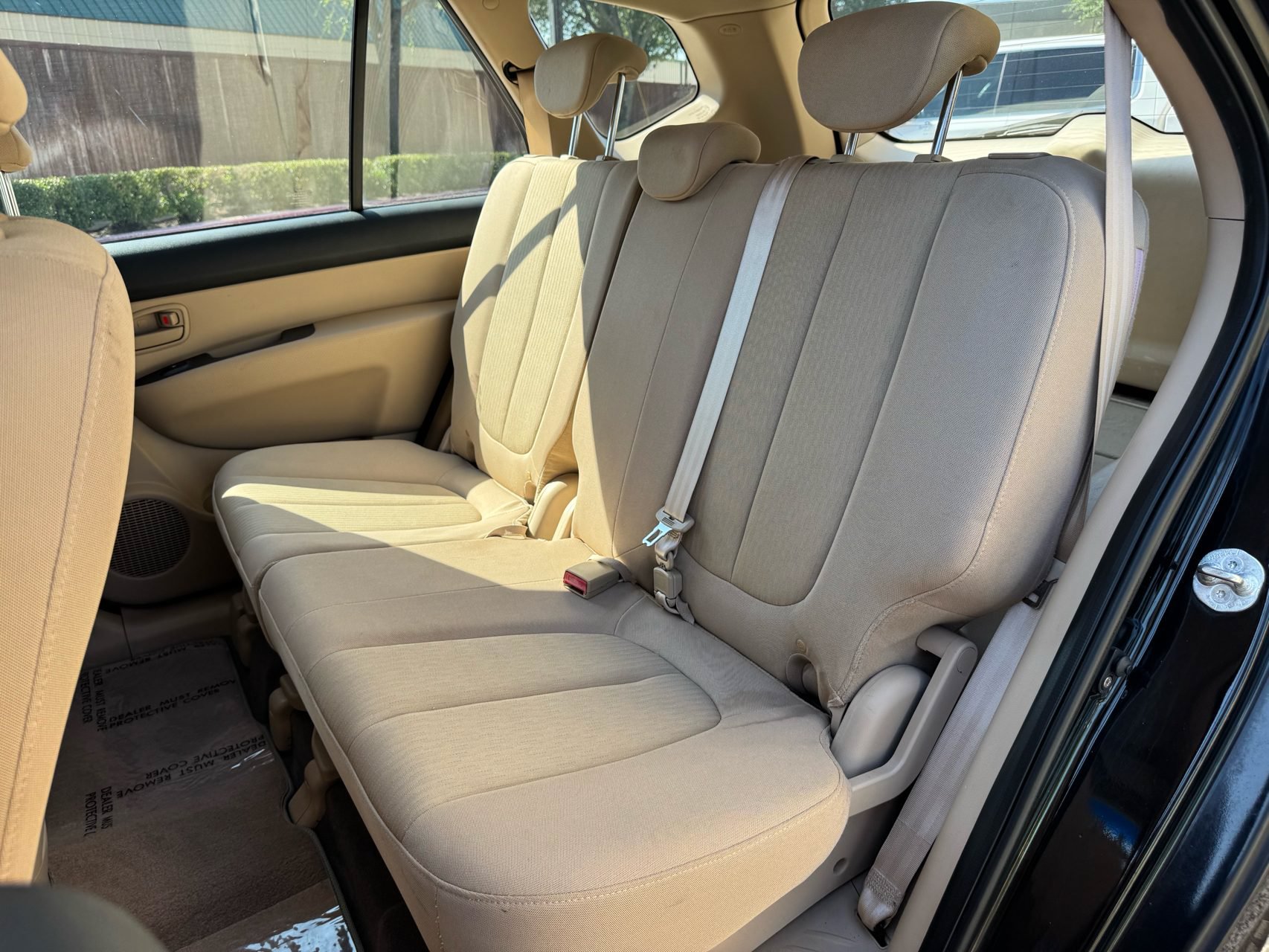 Used 2008 Kia Rondo LX FWD image 22