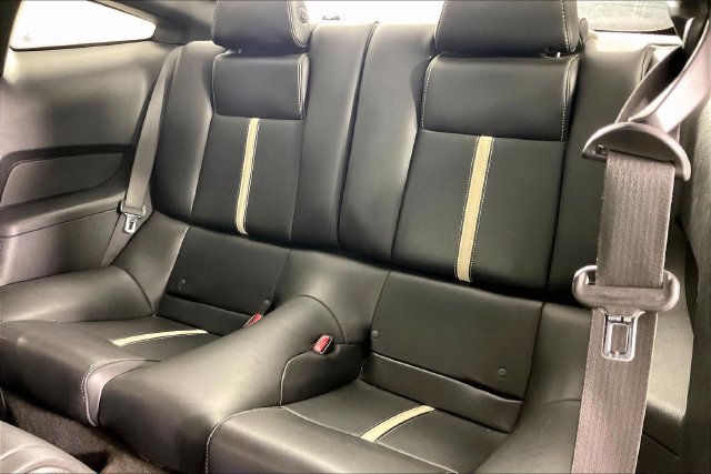 Used 2012 Ford Mustang GT Premium w/ Security Pkg RWD image 4
