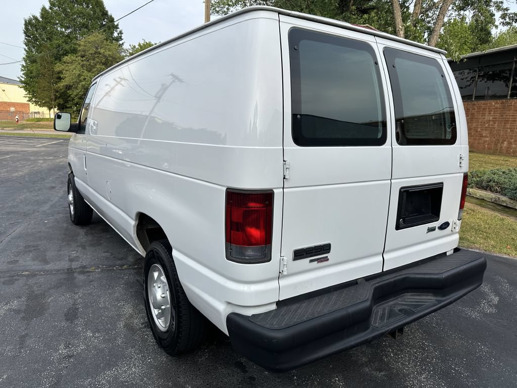 Used 2011 Ford E-250 and Econoline 250 w/ PWR Group RWD image 3