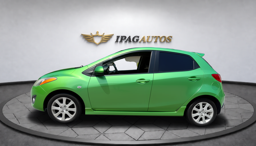 Used 2011 MAZDA MAZDA2 Touring FWD image 5