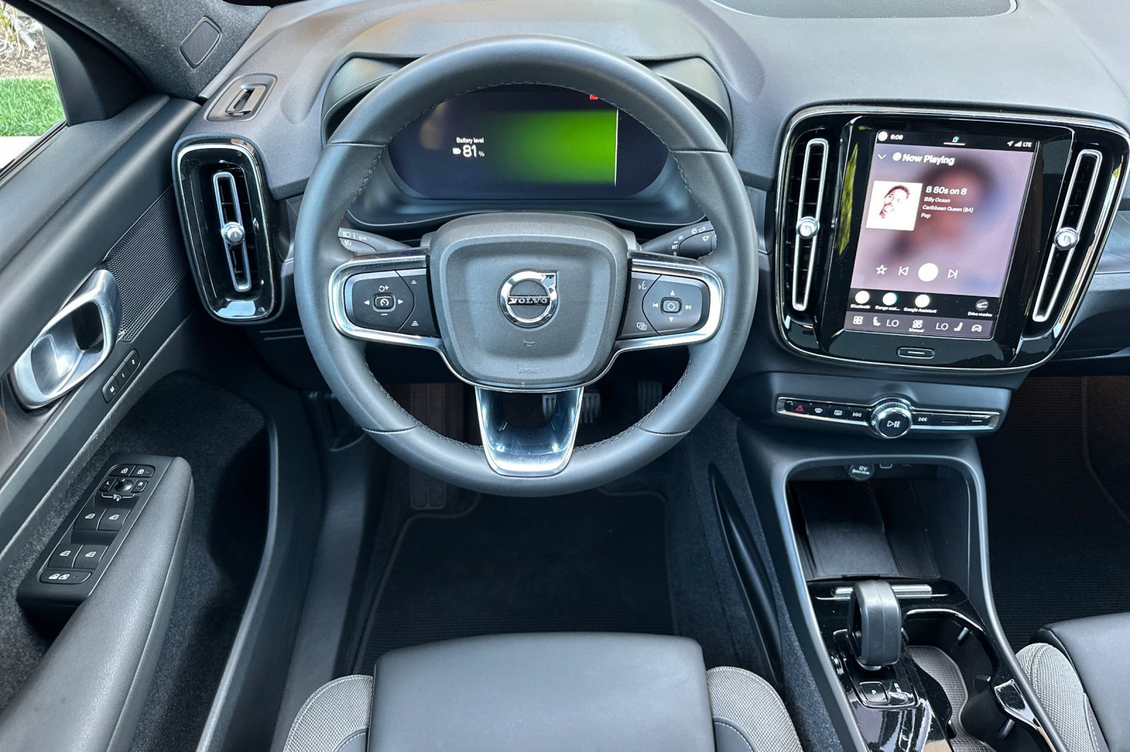 Certified 2023 Volvo C40 Recharge Core AWD/4WD image 16