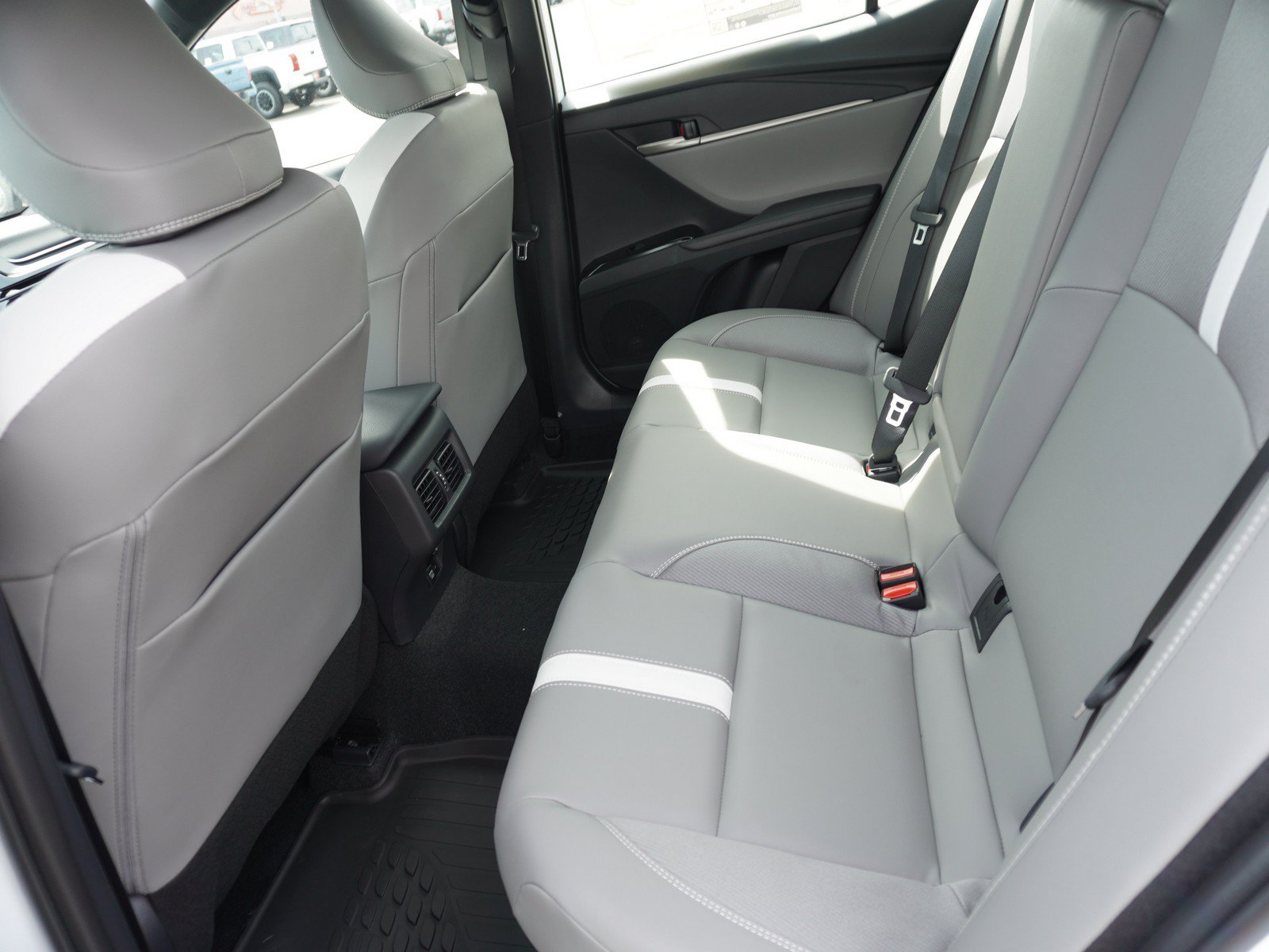 New 2026 Toyota Camry SE FWD image 13