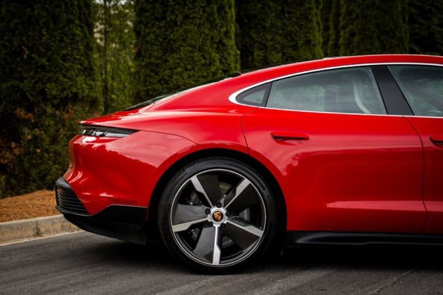 Used 2020 Porsche Taycan Turbo image 13