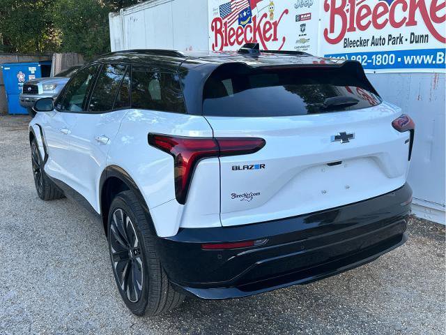 New 2026 Chevrolet Blazer EV RS image 8