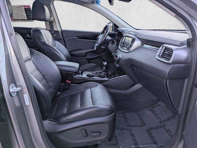 Used 2019 Kia Sorento EX w/ EX Touring Package image 22