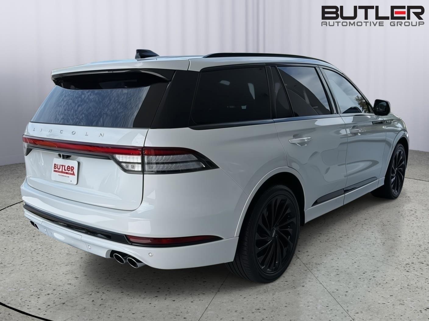 Used 2025 Lincoln Aviator Reserve w/ Equipment Group 201A AWD/4WD image 6