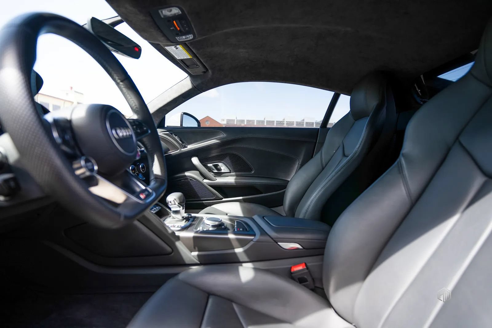 Used 2020 Audi R8 V10 w/ Full Leather Package AWD/4WD image 14