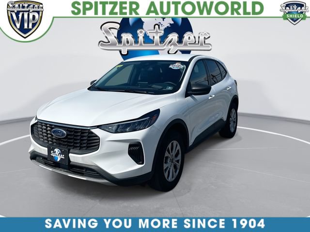 Used 2025 Ford Escape Active AWD/4WD image 4