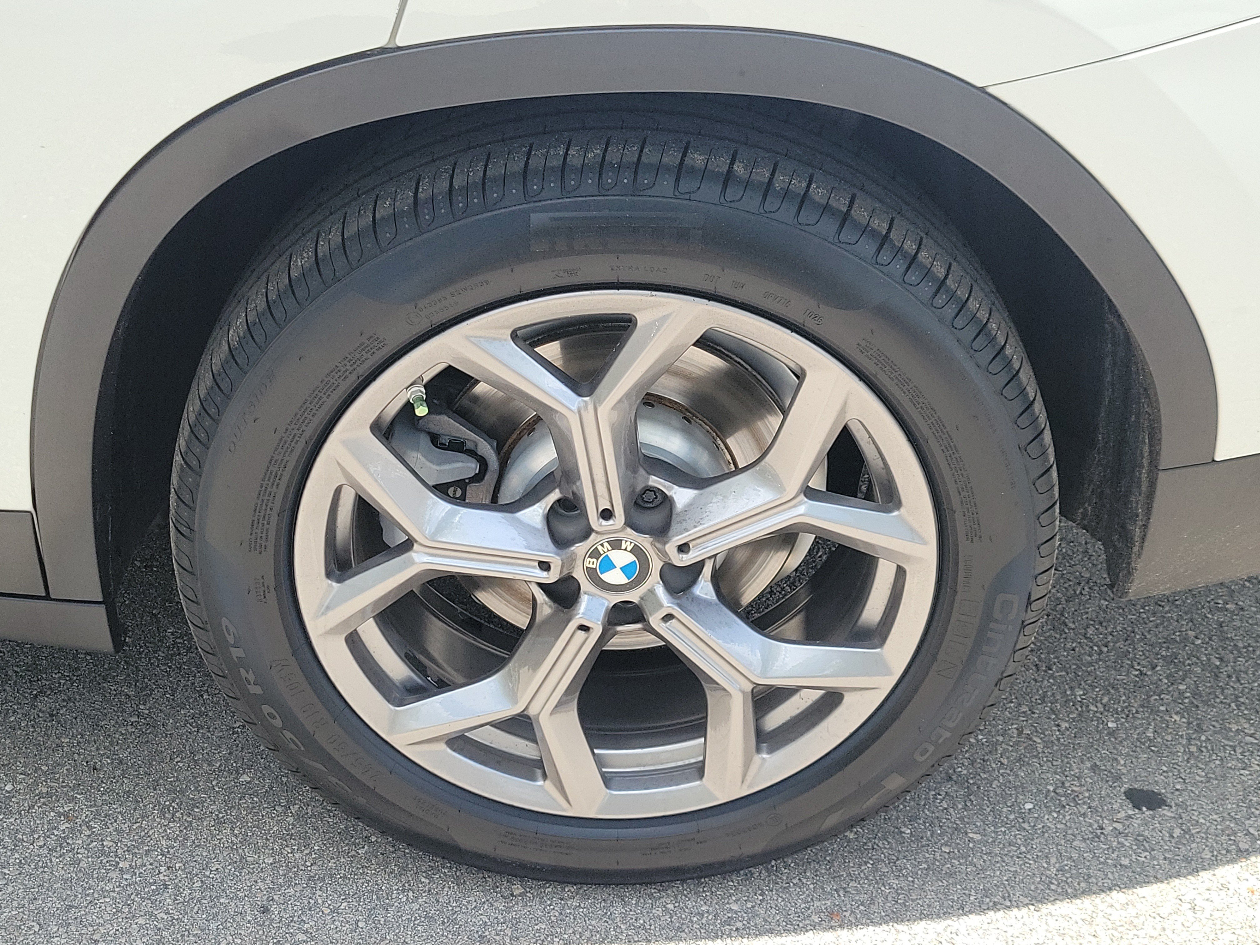 Used 2024 BMW X3 xDrive30i w/ Premium Package w/ZPA AWD/4WD image 6