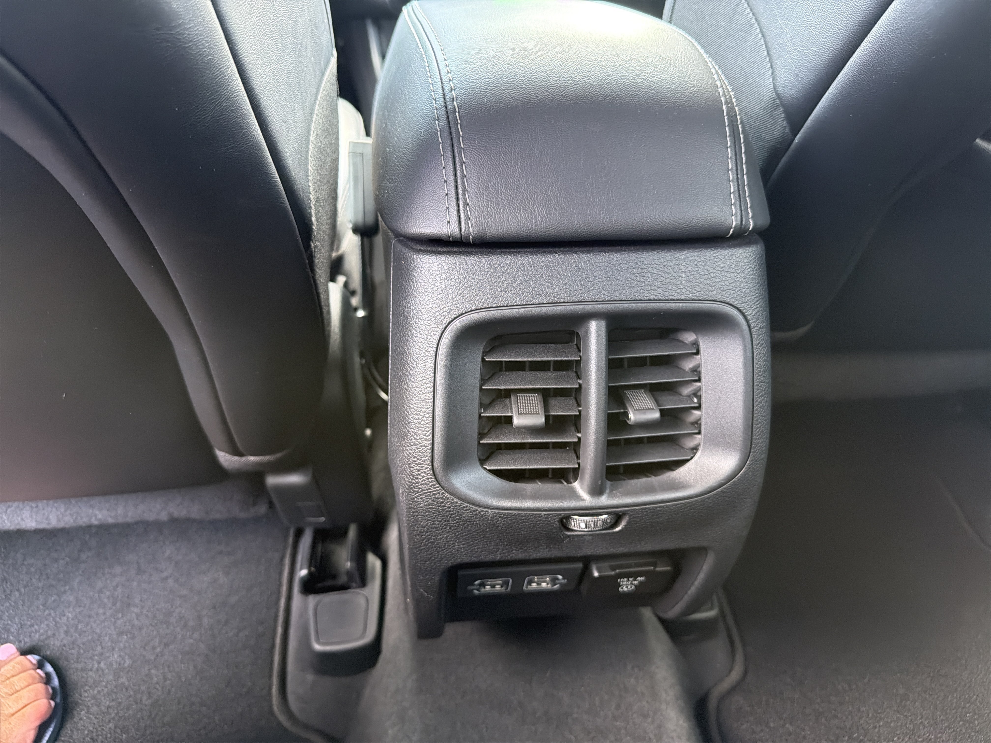 Certified 2022 Jeep Cherokee Latitude Lux AWD/4WD image 13