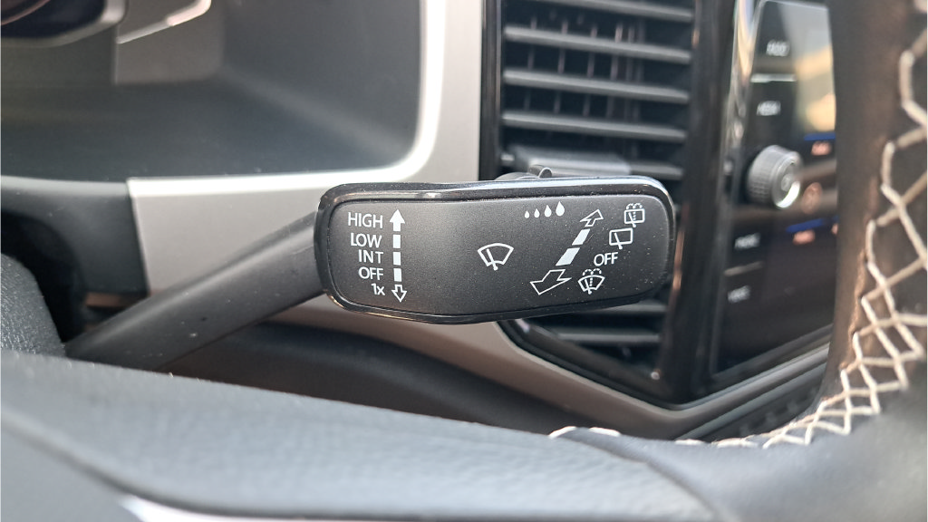 Used 2023 Volkswagen Atlas SE AWD/4WD image 31