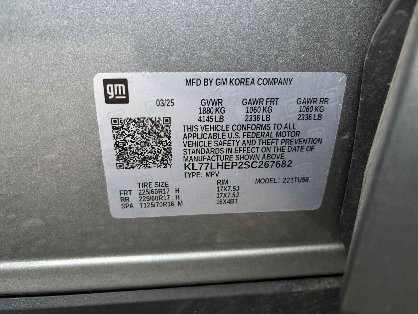 Used 2025 Chevrolet Trax LT w/ LT Convenience Package FWD image 29