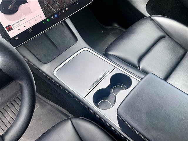 Used 2024 Tesla Model Y 2WD image 15