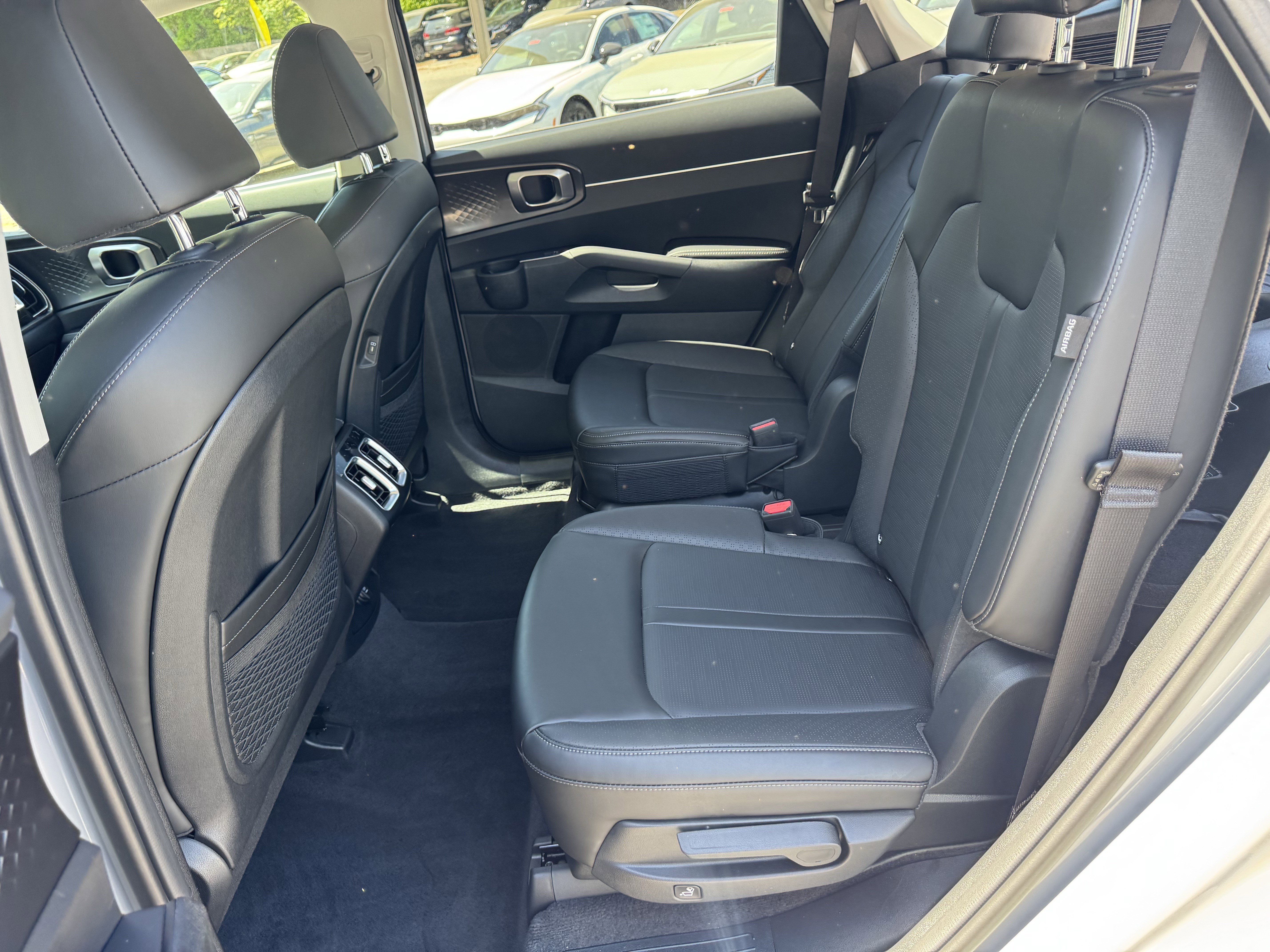 Used 2025 Kia Sorento EX w/ Panoramic Sunroof Package AWD/4WD image 20