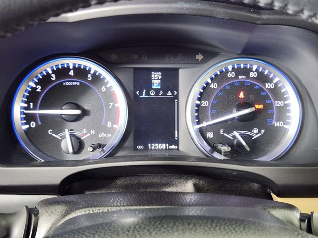 Used 2016 Toyota Highlander XLE AWD/4WD image 16