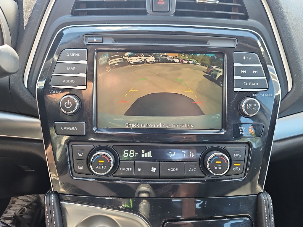 Used 2022 Nissan Maxima SV w/ Floor Mat Group FWD image 15