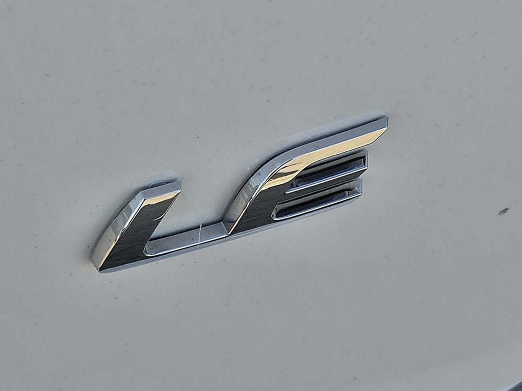 Used 2025 Toyota Corolla LE FWD image 11