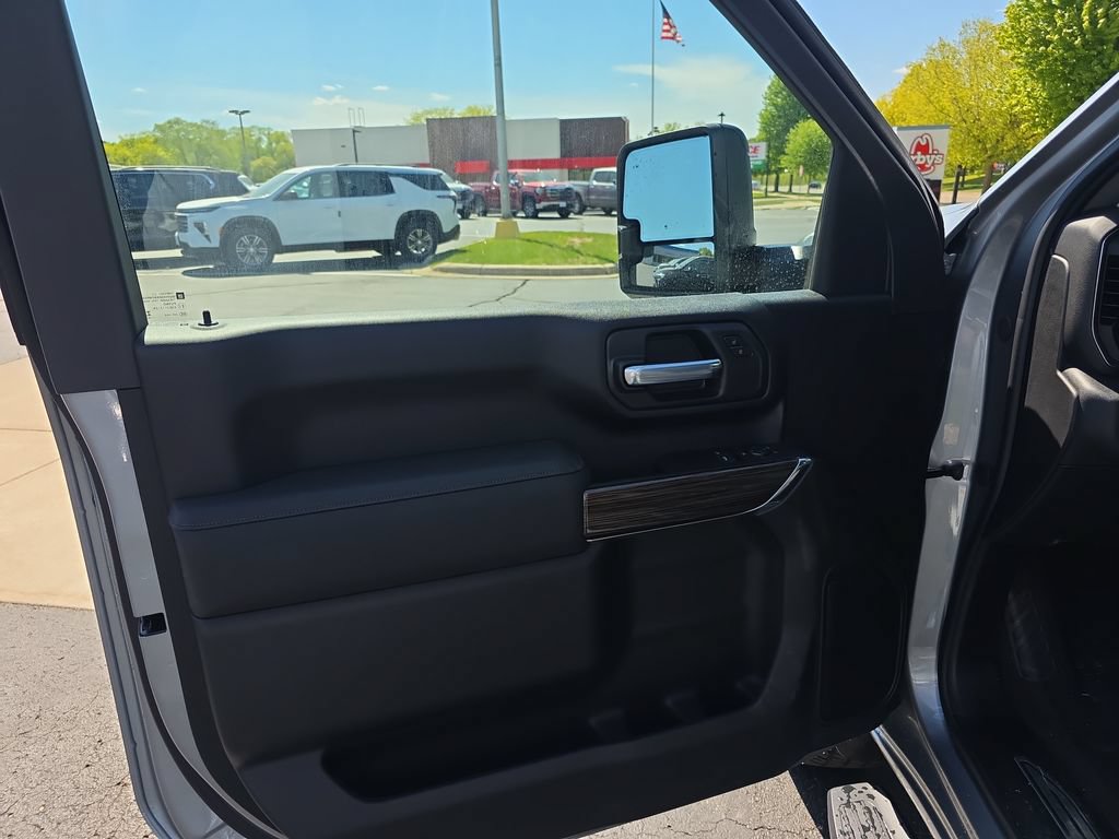 New 2026 Chevrolet Silverado 2500 LT AWD/4WD image 12