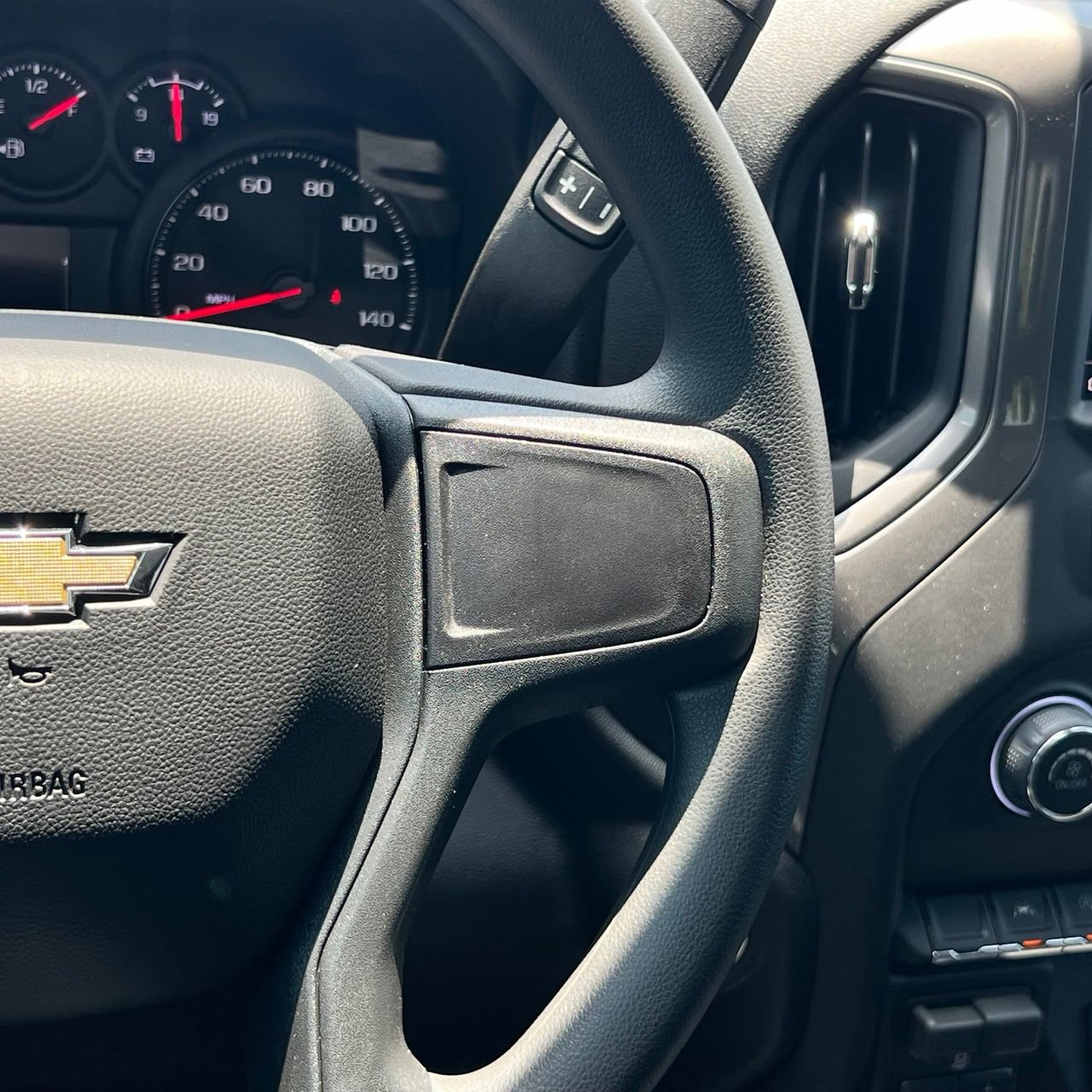New 2026 Chevrolet Silverado 1500 Custom w/ LPO, Dark Essentials Package AWD/4WD image 15