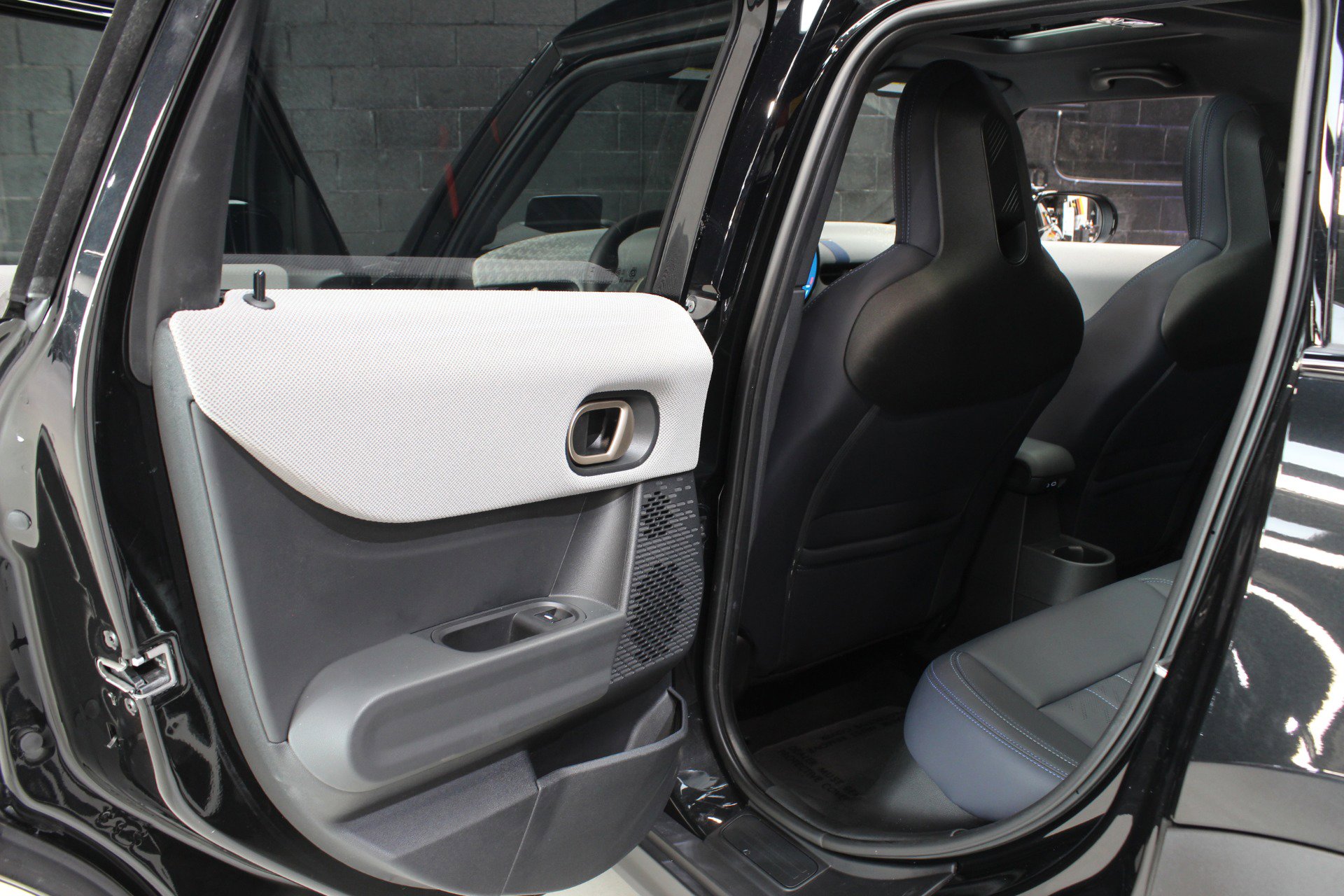 Used 2025 MINI Cooper S image 28