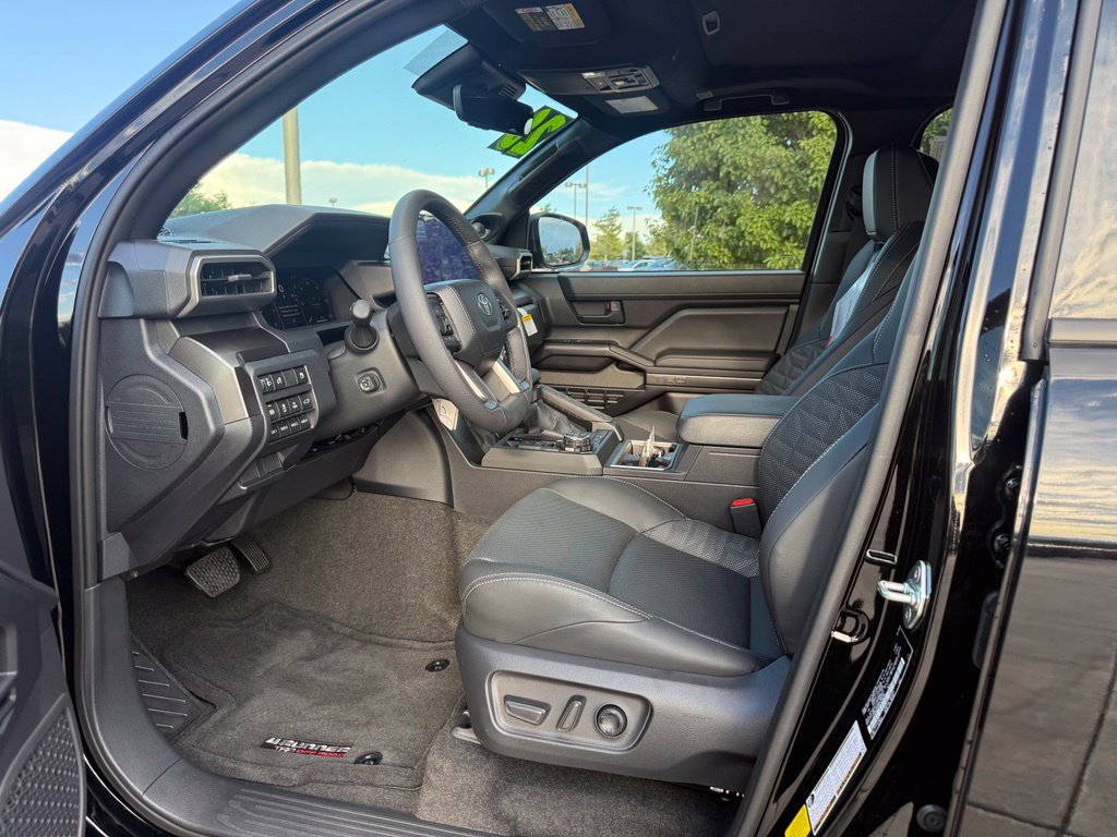Used 2026 Toyota 4Runner TRD Off-Road Premium AWD/4WD image 10
