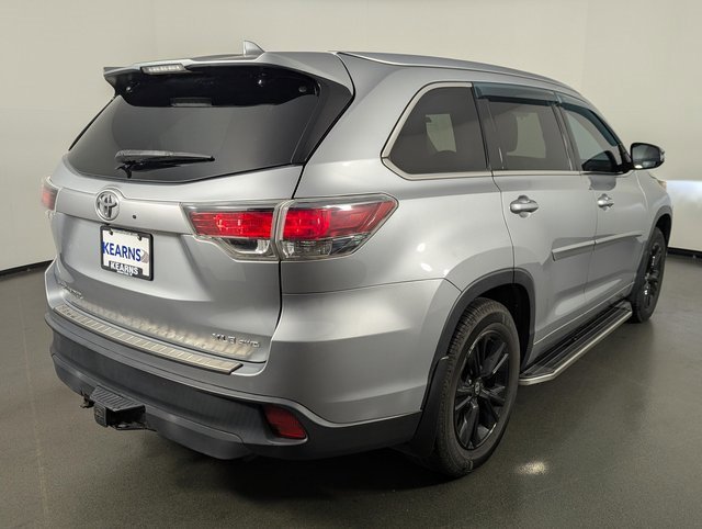 Used 2015 Toyota Highlander XLE image 7