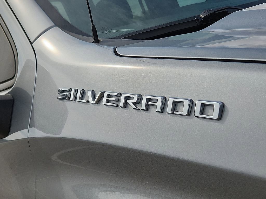 Used 2023 Chevrolet Silverado 1500 Custom AWD/4WD image 9