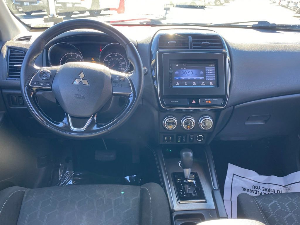 Used 2020 Mitsubishi Outlander Sport SE image 9